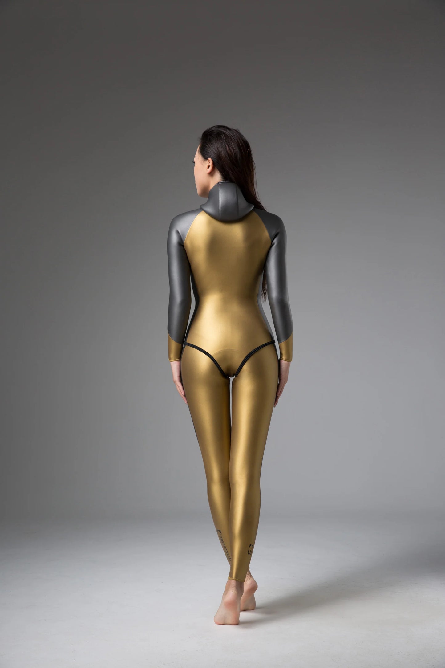 Showchi Smooth-Skin Wetsuit